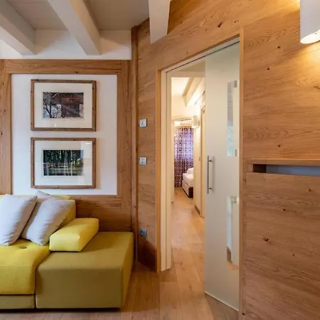 Tranquil 3-bedroom Haven In Zoldo Alto Ferienhaus Mareson Pecol